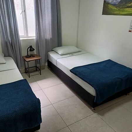 Air Guest House Μεντεγίν Εξωτερικό φωτογραφία