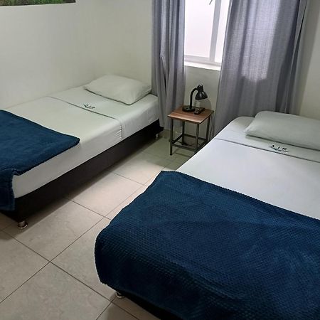 Air Guest House Μεντεγίν Εξωτερικό φωτογραφία