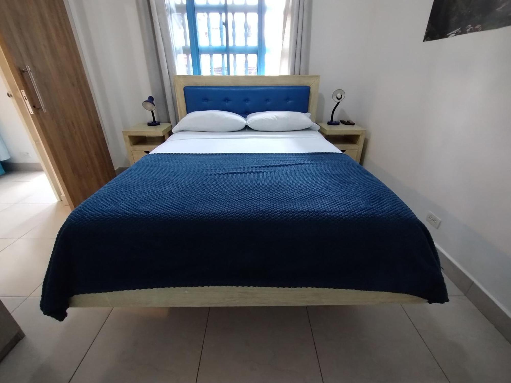 Air Guest House Μεντεγίν Εξωτερικό φωτογραφία