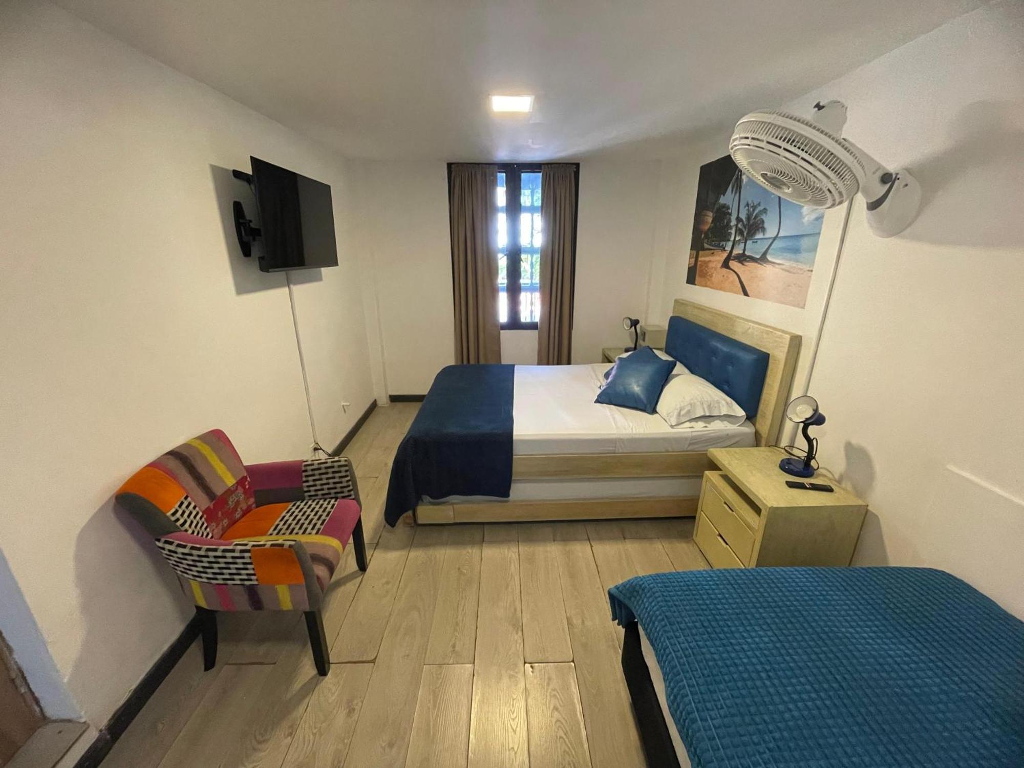 Air Guest House Μεντεγίν Εξωτερικό φωτογραφία