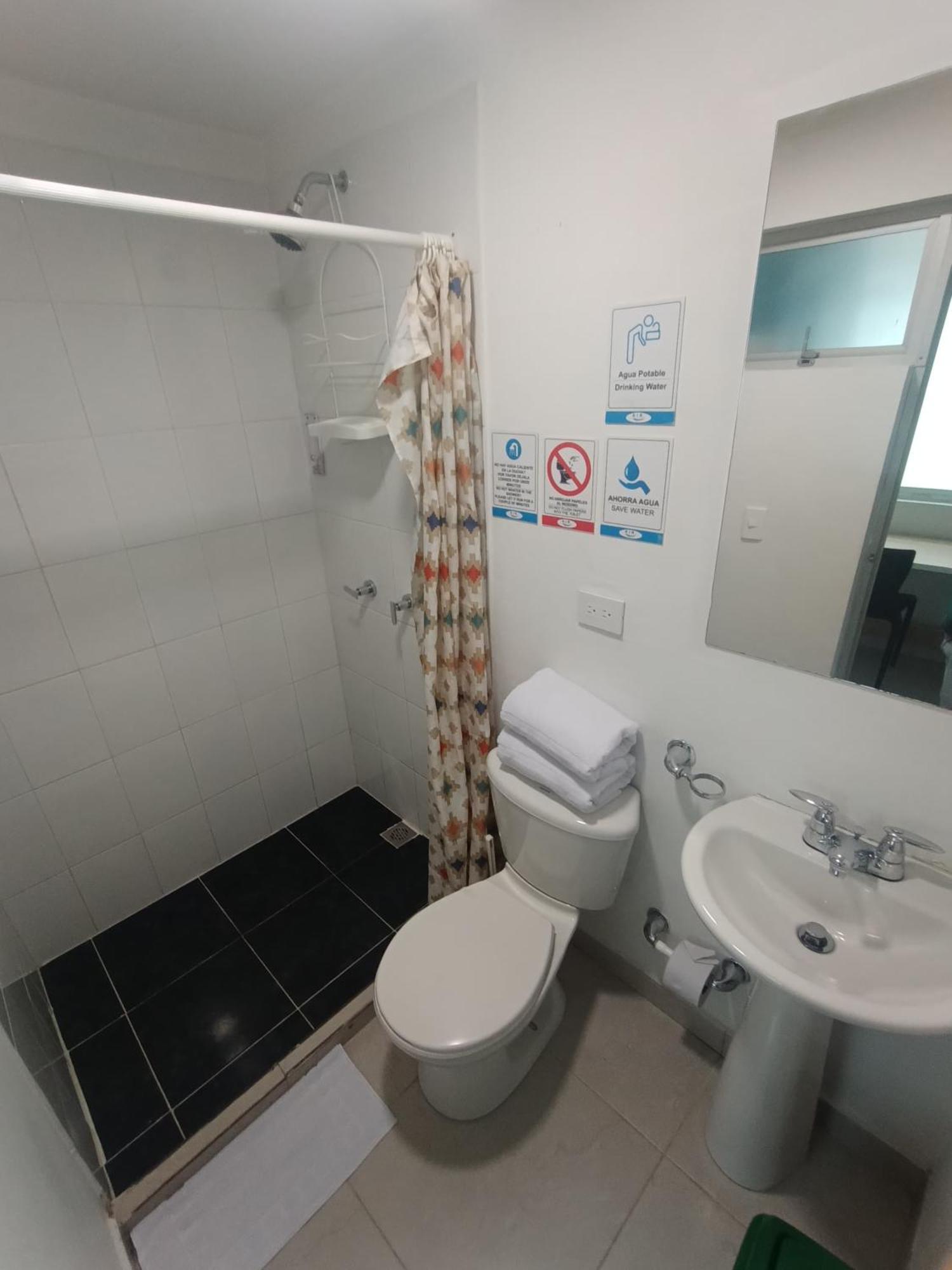 Air Guest House Μεντεγίν Εξωτερικό φωτογραφία