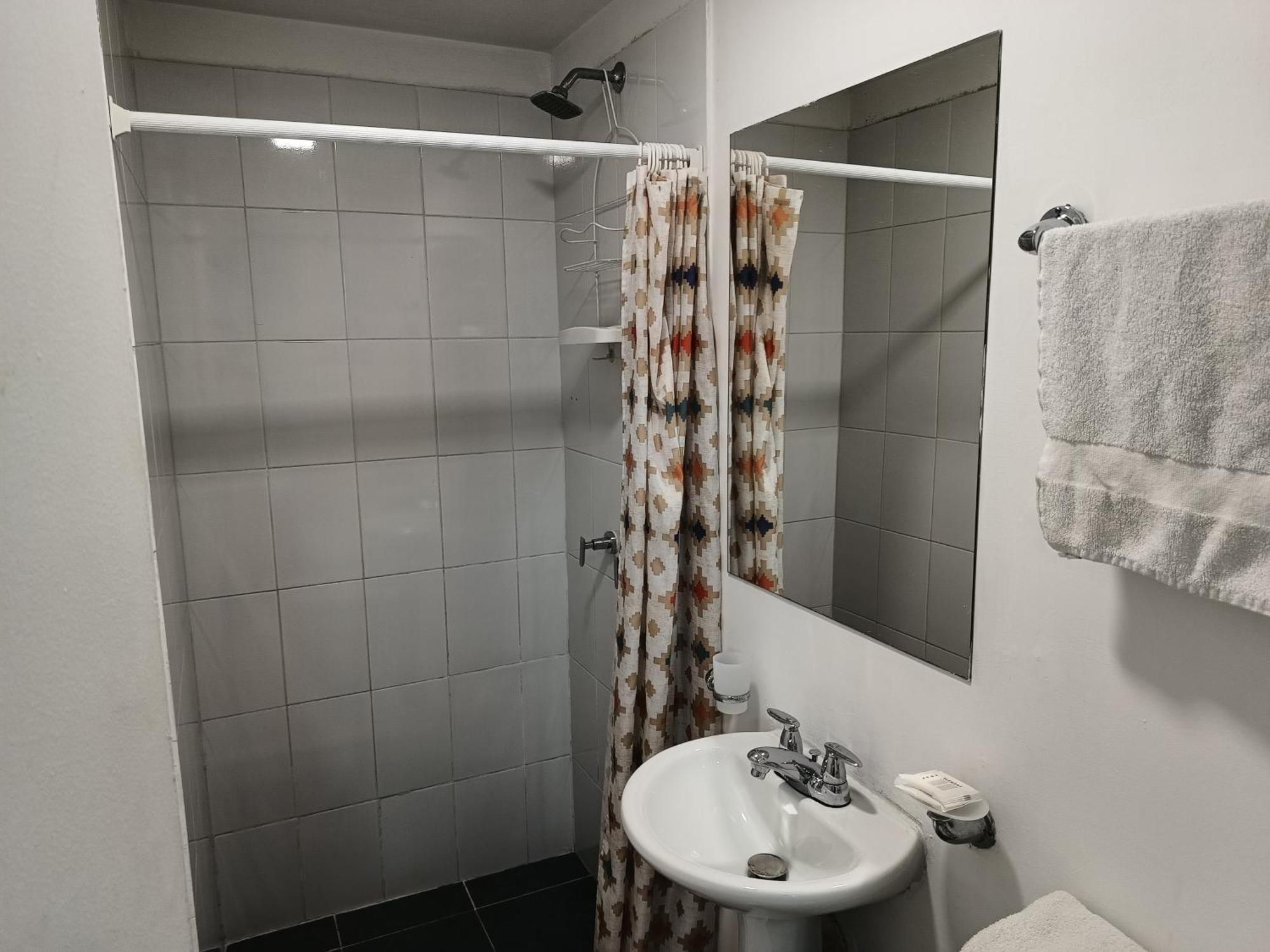 Air Guest House Μεντεγίν Εξωτερικό φωτογραφία