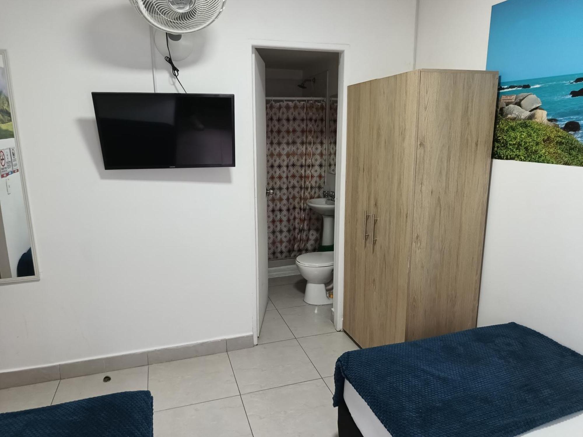 Air Guest House Μεντεγίν Εξωτερικό φωτογραφία