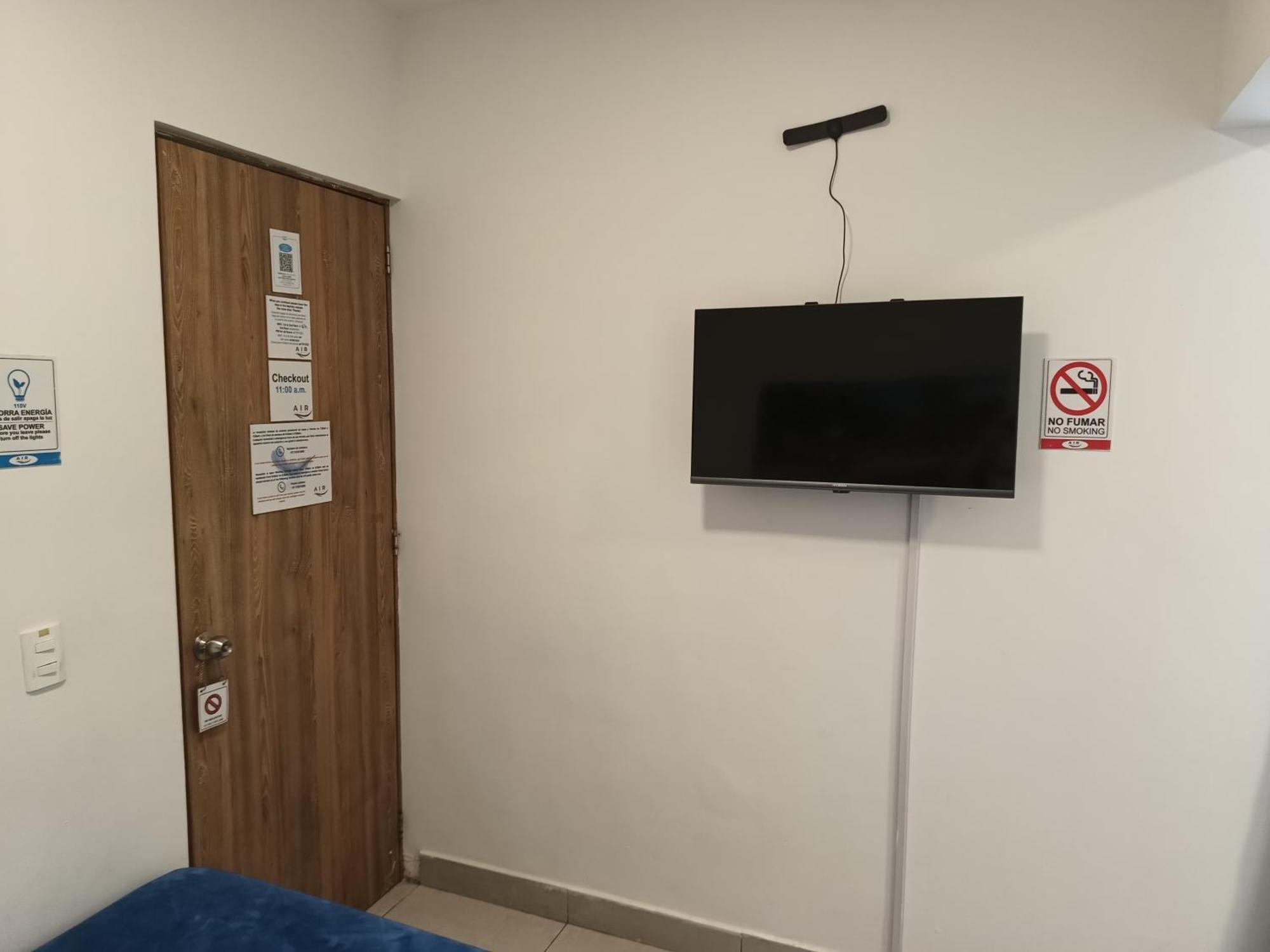 Air Guest House Μεντεγίν Εξωτερικό φωτογραφία