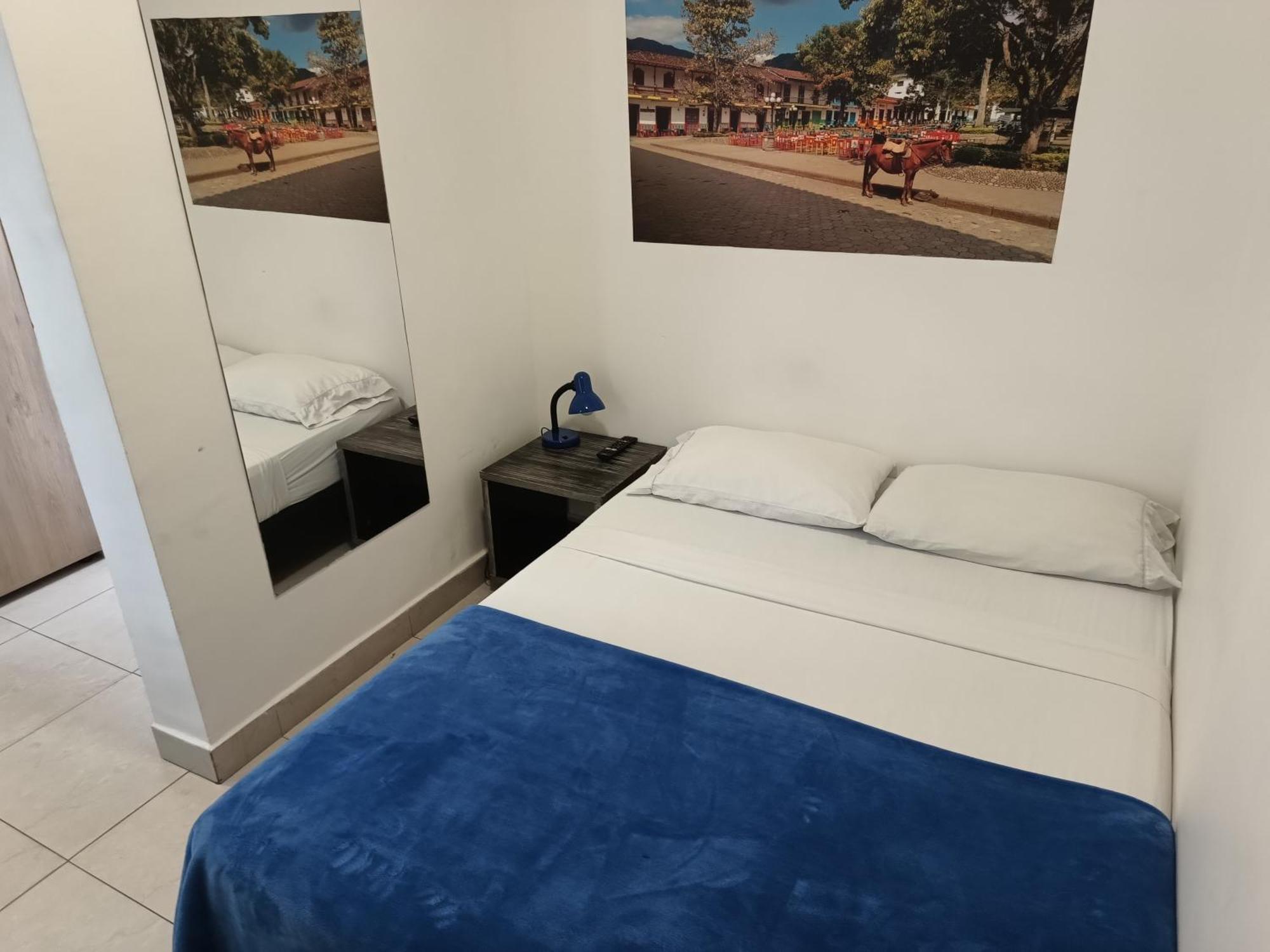 Air Guest House Μεντεγίν Εξωτερικό φωτογραφία