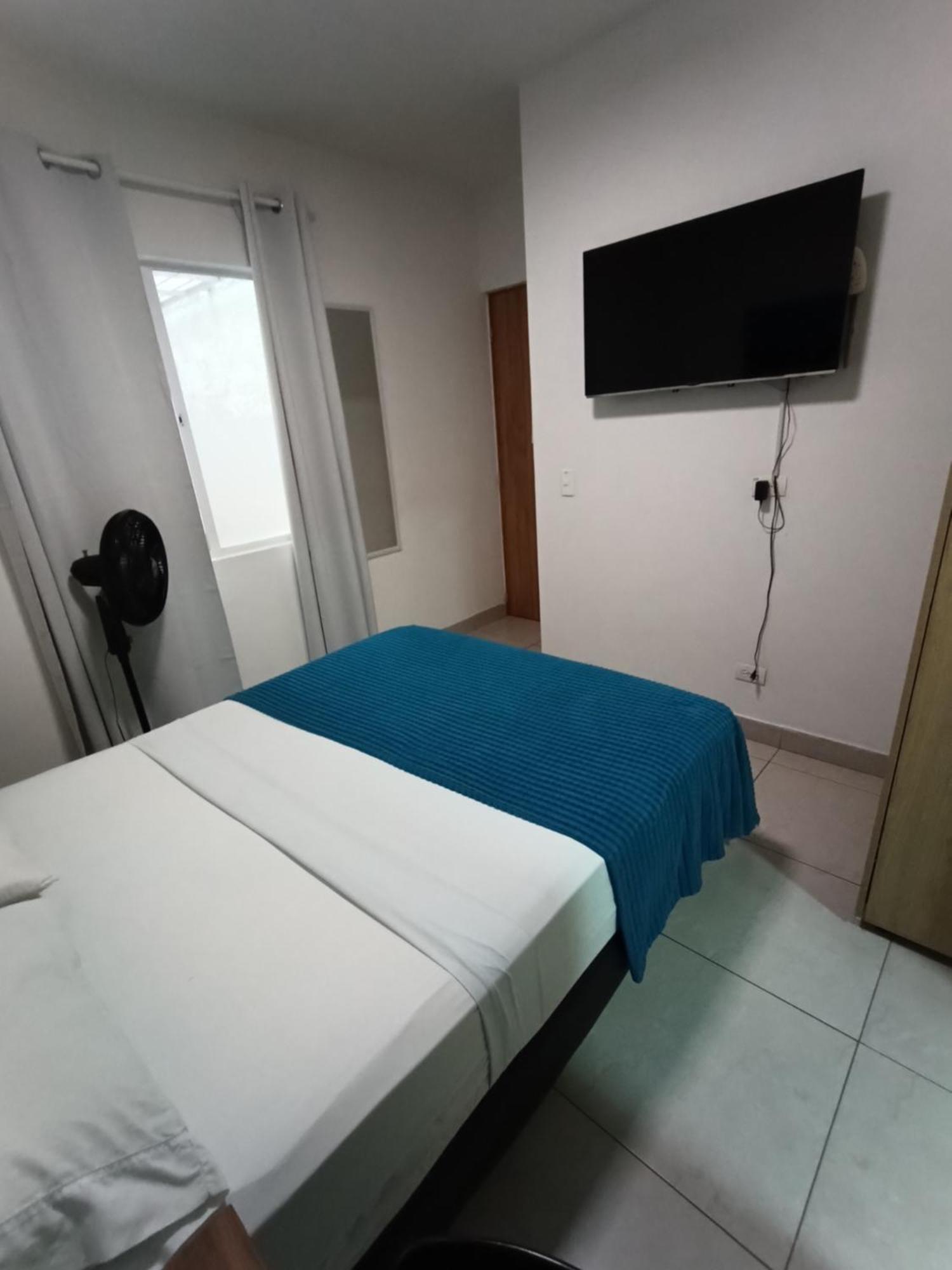 Air Guest House Μεντεγίν Εξωτερικό φωτογραφία