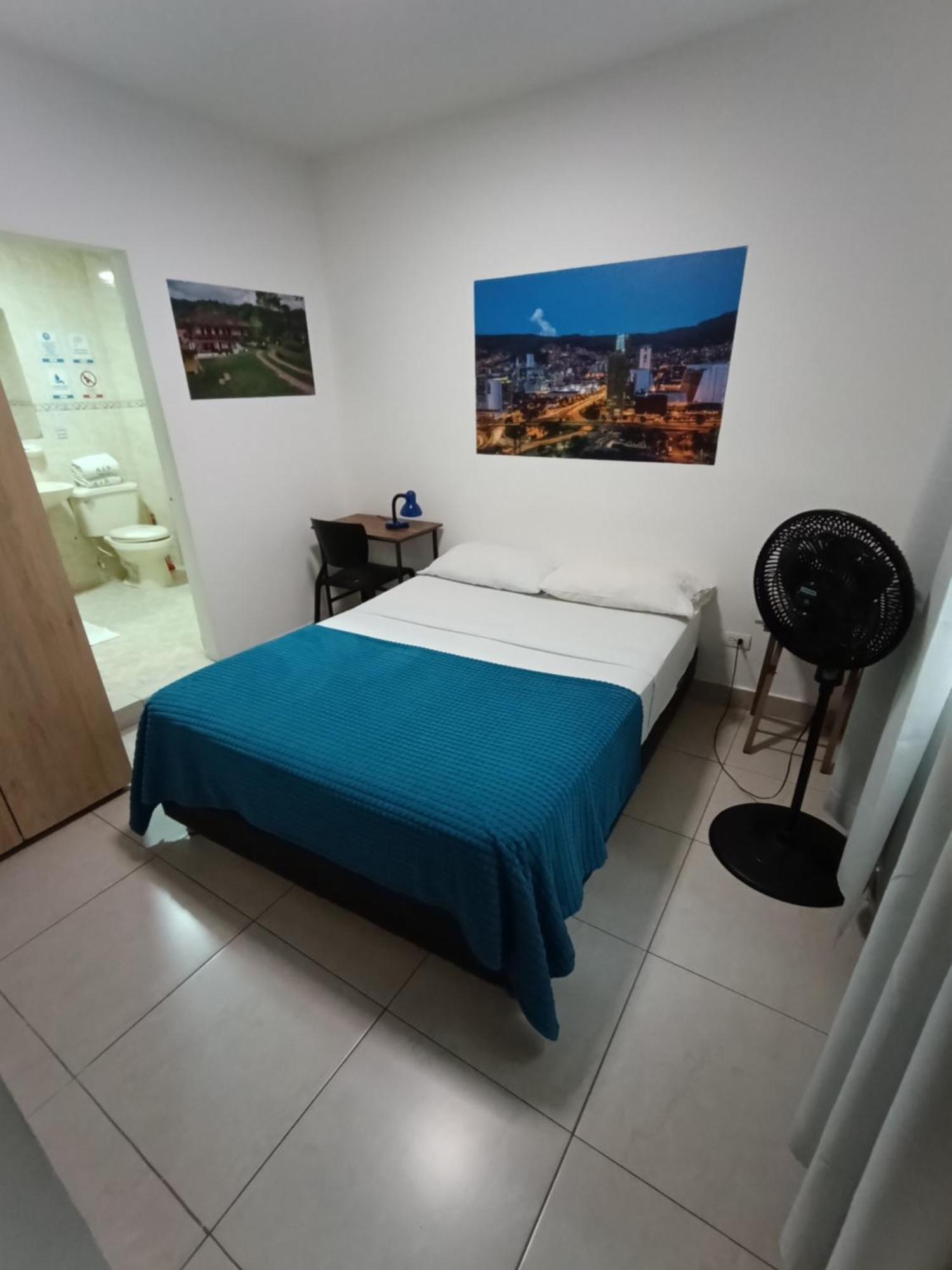 Air Guest House Μεντεγίν Εξωτερικό φωτογραφία