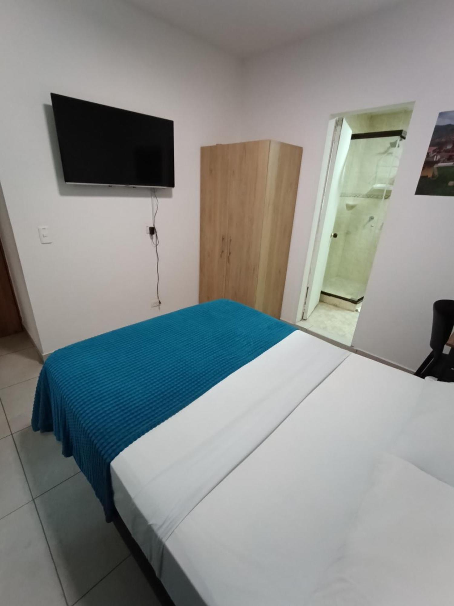 Air Guest House Μεντεγίν Εξωτερικό φωτογραφία