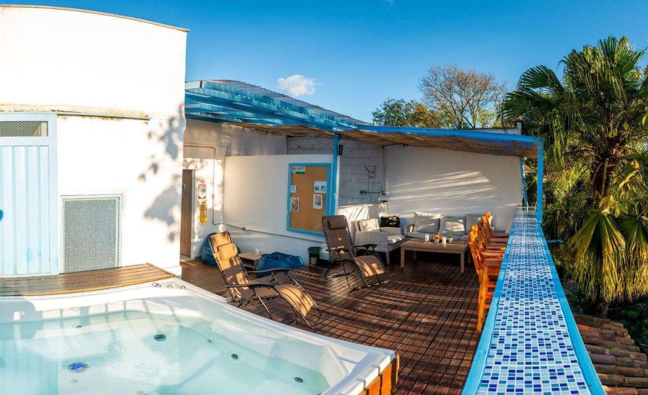 Air Guest House Μεντεγίν Εξωτερικό φωτογραφία